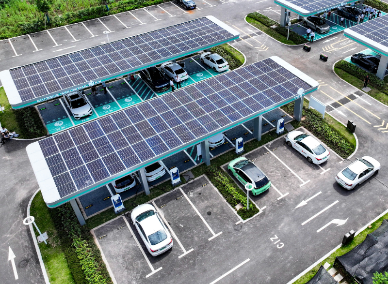 2025媒体管家：中国多地出招破解新能源车“续航焦虑”